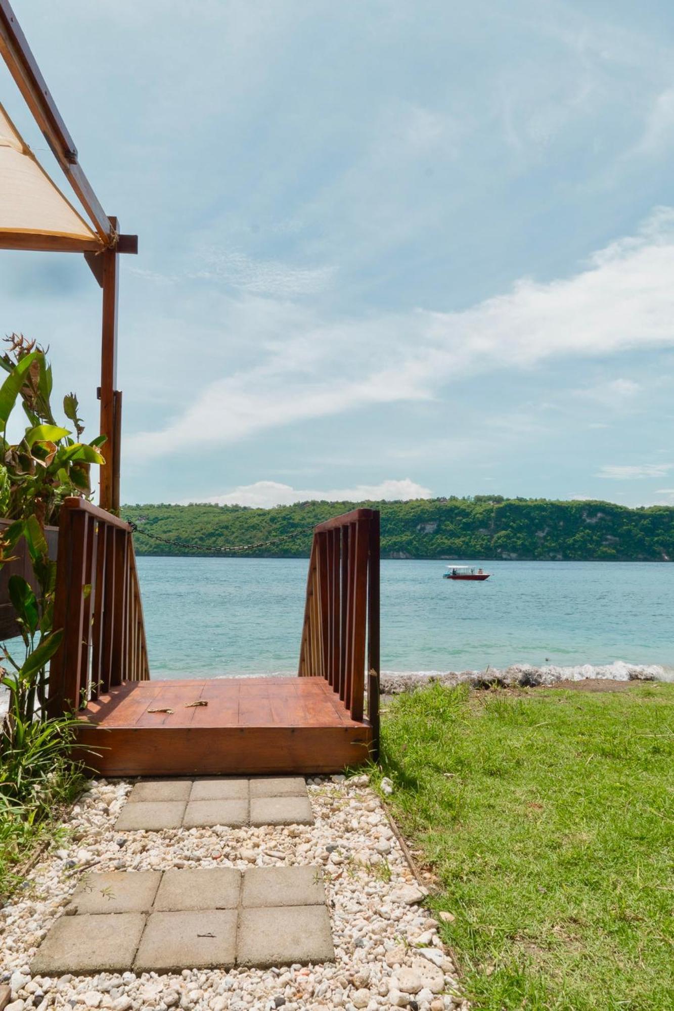 Beachfront Luxury Dome Villas - Gamat Bay Resort Nusa Penida Luaran gambar