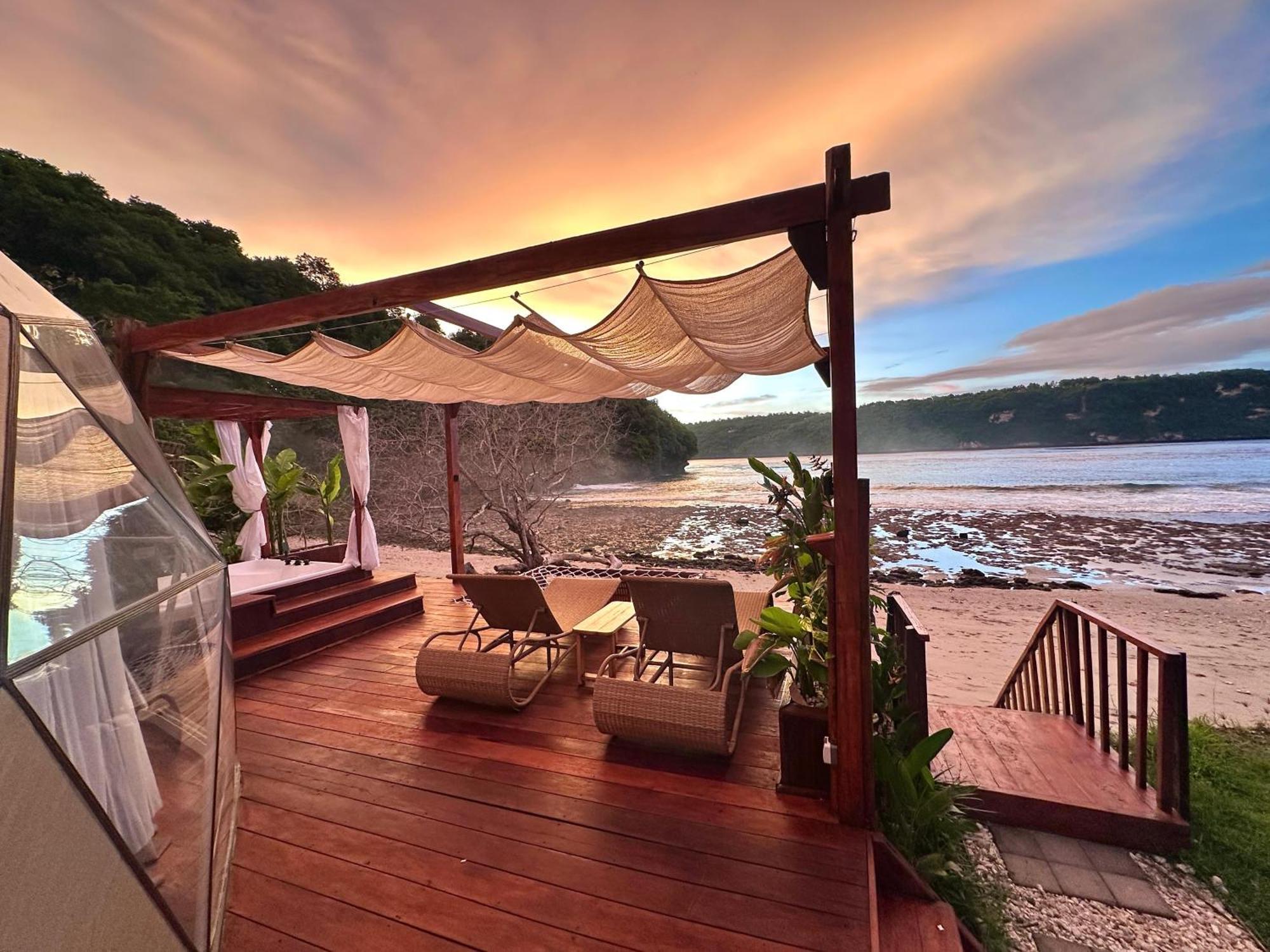 Beachfront Luxury Dome Villas - Gamat Bay Resort Nusa Penida Luaran gambar